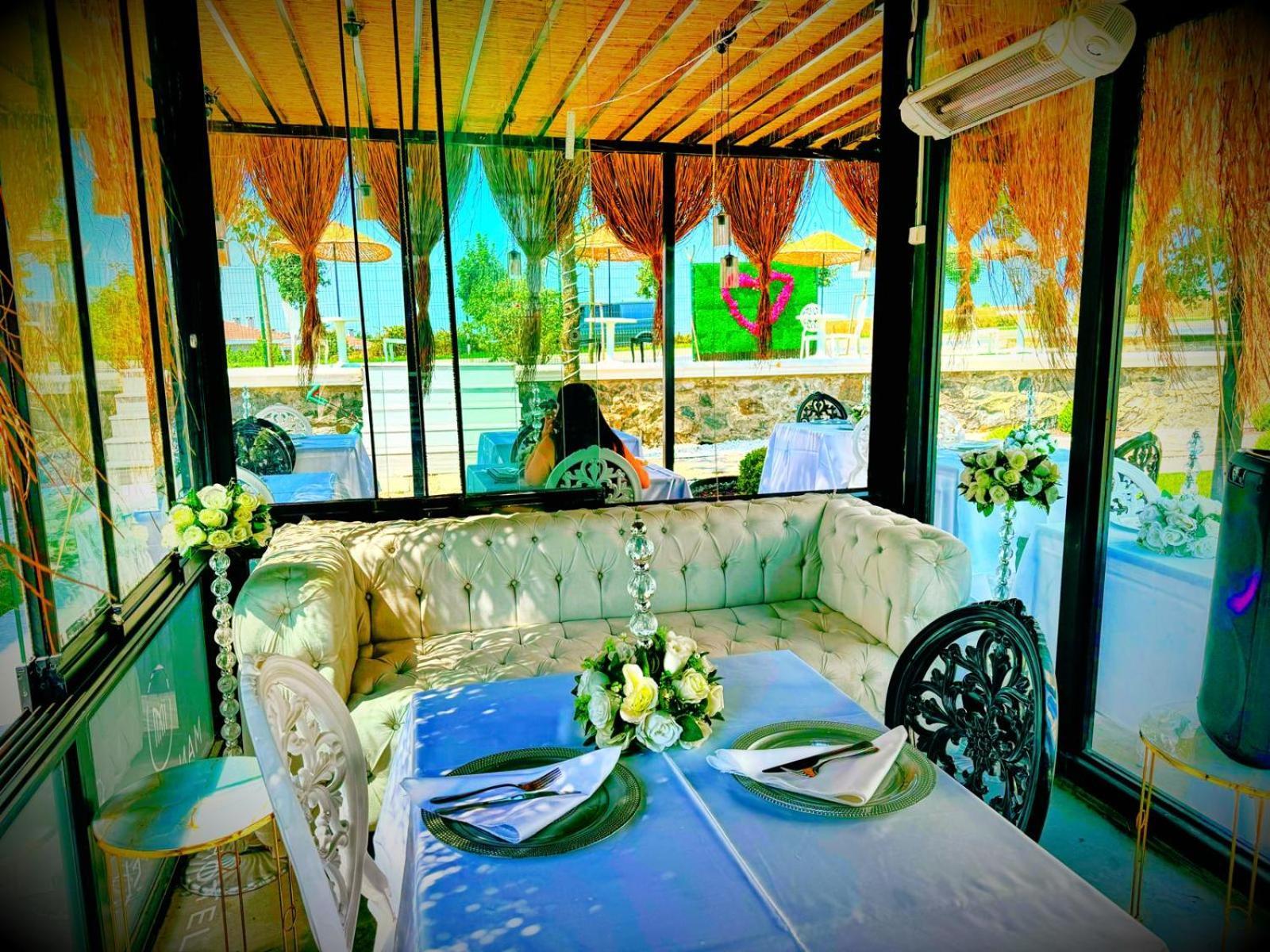 The Queen Airport Hotel-Round Trip Airport Service Arnavutkoy ภายนอก รูปภาพ